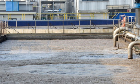 Xử lý hút bùn an toàn và hiệu quả