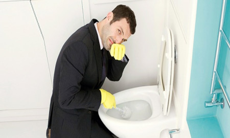 4 cách thông bồn cầu tại nhà không tốn phí