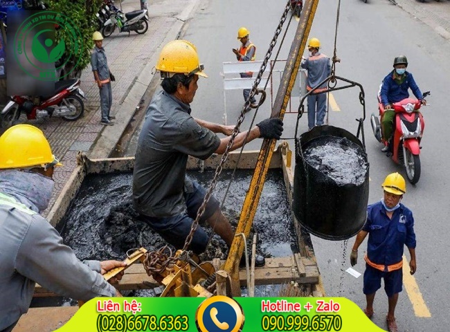 Th&ocirc;ng cống nghẹt M&ocirc;i Trường Xanh gi&aacute; rẻ