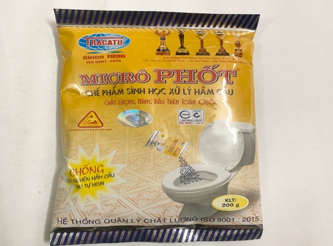 Bột thông bồn cầu Microphot được nhiều người sử dụng