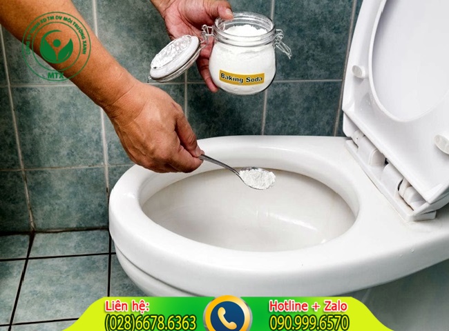 C&aacute;ch l&agrave;m th&ocirc;ng bồn cầu bị tắc bằng baking soda