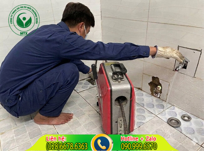 C&aacute;ch xử l&yacute; cống tho&aacute;t nước bị tắc đơn giản hiệu quả